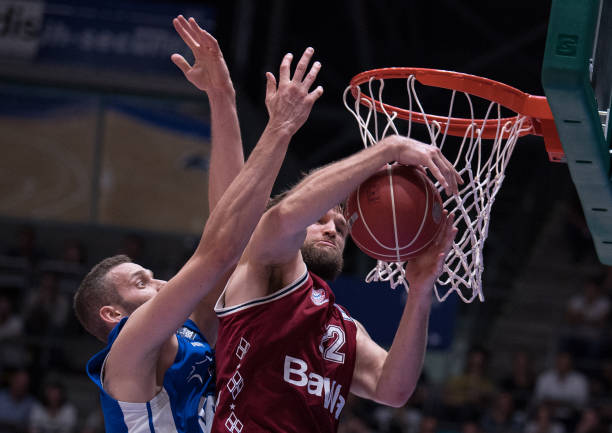 守时的抢断 守时的抢断